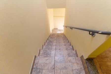 Entrada de casa para alugar com 1 quarto, 35m² em Vila Lourdes, São Paulo