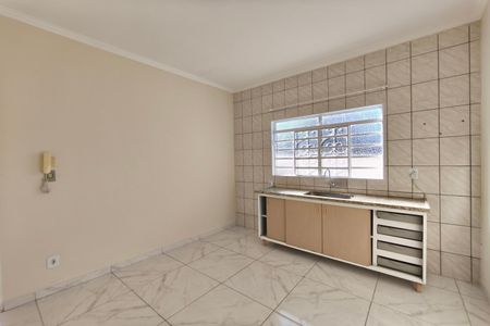 Cozinha de casa para alugar com 1 quarto, 60m² em Vila Aeroporto, Campinas