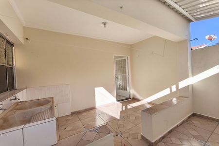 Casa para alugar com 60m², 1 quarto e 1 vaga Casa para alugar com 60m², 1 quarto e 1 vagaÁrea de Serviço