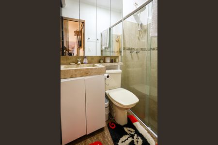 Casa de condomínio para alugar com 200m², 3 quartos e 2 vagas