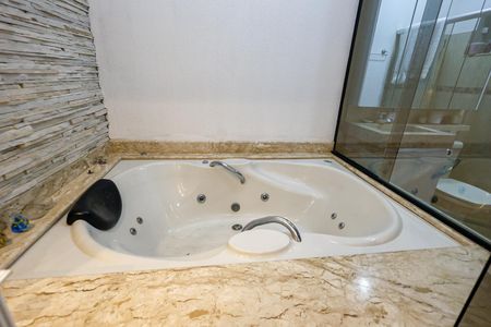 Casa de condomínio para alugar com 200m², 3 quartos e 2 vagas