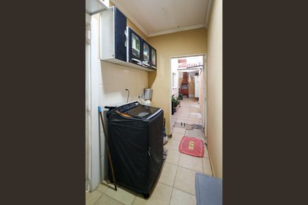 Casa de condomínio para alugar com 200m², 3 quartos e 2 vagas