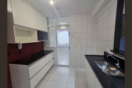 Apartamento à venda com 75m², 3 quartos e 1 vaga