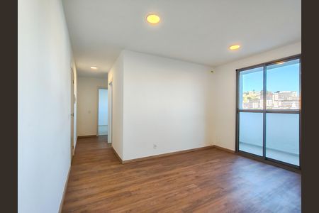 Apartamento para alugar com 55m², 2 quartos e sem vaga Apartamento para alugar com 55m², 2 quartos e sem vagaSala