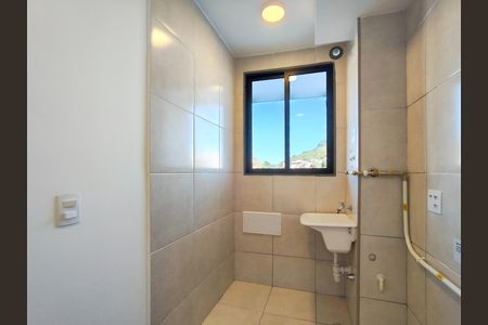 Apartamento para alugar com 55m², 2 quartos e sem vaga Apartamento para alugar com 55m², 2 quartos e sem vagaCozinha e Área de Serviço