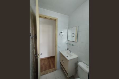 Banheiro - torneira de apartamento para alugar com 2 quartos, 48m² em Jardim Previdencia, São Paulo