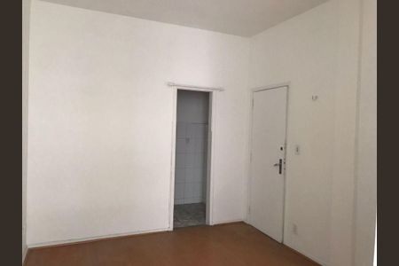 Apartamento à venda com 37m², 1 quarto e sem vaga