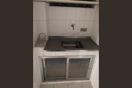 Apartamento à venda com 37m², 1 quarto e sem vaga