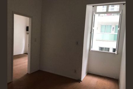 Apartamento à venda com 37m², 1 quarto e sem vaga