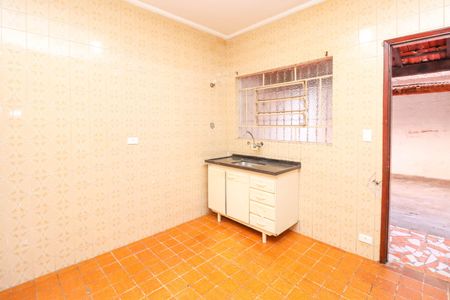 Casa à venda com 102m², 2 quartos e 1 vagaCozinha 