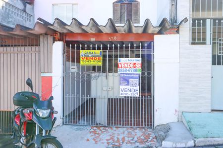 Casa à venda com 102m², 2 quartos e 1 vagaPlaca