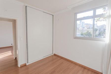 Apartamento para alugar com 118m², 3 quartos e 1 vaga Apartamento para alugar com 118m², 3 quartos e 1 vagaQuarto 3
