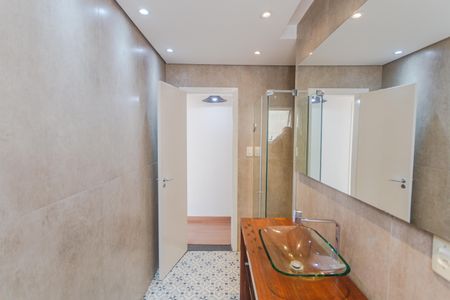 Apartamento para alugar com 118m², 3 quartos e 1 vaga Apartamento para alugar com 118m², 3 quartos e 1 vagaBanheiro Social