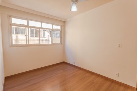 Apartamento para alugar com 118m², 3 quartos e 1 vaga Apartamento para alugar com 118m², 3 quartos e 1 vagaSala