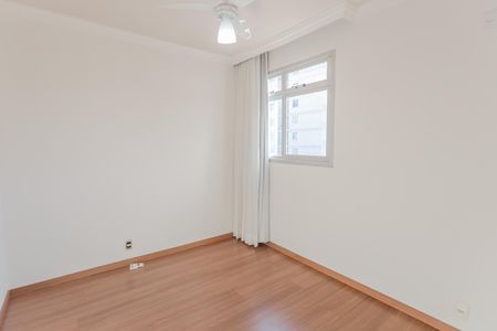 Apartamento para alugar com 118m², 3 quartos e 1 vaga Apartamento para alugar com 118m², 3 quartos e 1 vagaQuarto 2