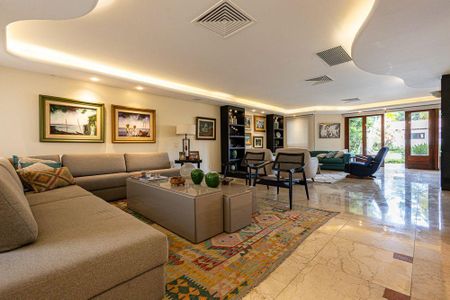 Casa à venda com 5 quartos, 659m² em Itacoatiara, Niterói