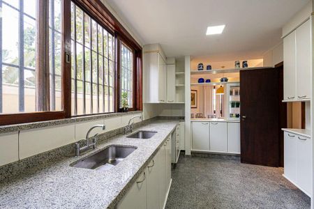 Casa à venda com 5 quartos, 659m² em Itacoatiara, Niterói