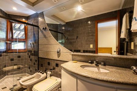 Casa à venda com 5 quartos, 659m² em Itacoatiara, Niterói