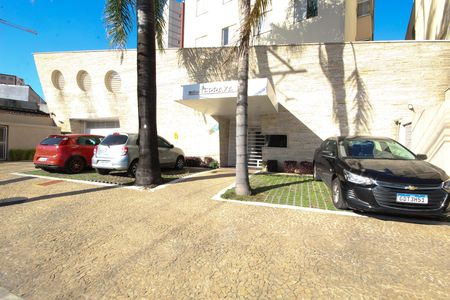 Apartamento à venda com 58m², 2 quartos e 1 vaga Apartamento à venda com 58m², 2 quartos e 1 vagaFachada