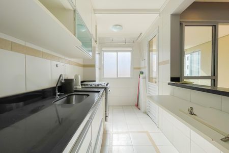 Apartamento à venda com 58m², 2 quartos e 1 vaga Apartamento à venda com 58m², 2 quartos e 1 vagaCozinha e Área de Serviço