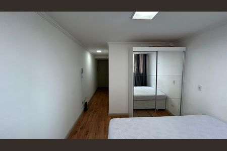 Quarto de apartamento para alugar com 1 quarto, 29m² em Santo Amaro, São Paulo