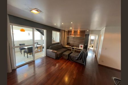 Apartamento para alugar com 3 quartos, 206m² em Jardim Monte Kemel, São Paulo