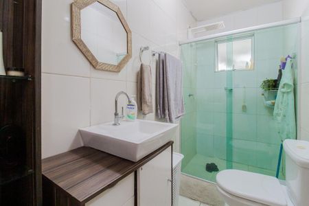 Banheiro de casa para alugar com 2 quartos, 80m² em Vila Falchi, Mauá