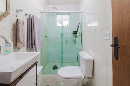 Casa para alugar com 80m², 2 quartos e 1 vaga Casa para alugar com 80m², 2 quartos e 1 vagaBanheiro