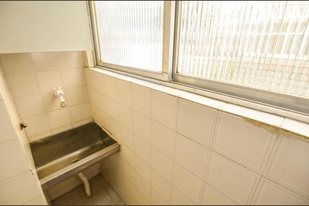 Apartamento para alugar com 49m², 2 quartos e sem vaga Apartamento para alugar com 49m², 2 quartos e sem vagaÁrea de Serviço