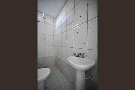 Banheiro Suíte  de casa para alugar com 3 quartos, 125m² em Jardim D’abril, São Paulo