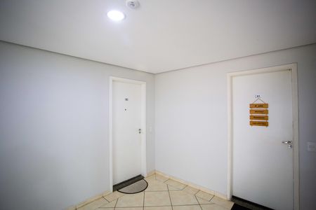 Apartamento à venda com 42m², 1 quarto e 1 vagaHall de entrada