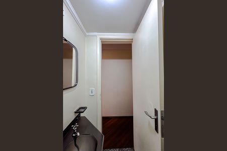 Apartamento para alugar com 90m², 3 quartos e 2 vagas Apartamento para alugar com 90m², 3 quartos e 2 vagasBanheiro de serviço