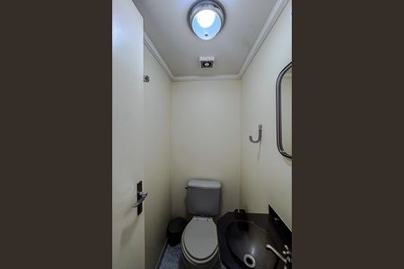 Apartamento para alugar com 90m², 3 quartos e 2 vagas Apartamento para alugar com 90m², 3 quartos e 2 vagasBanheiro de serviço