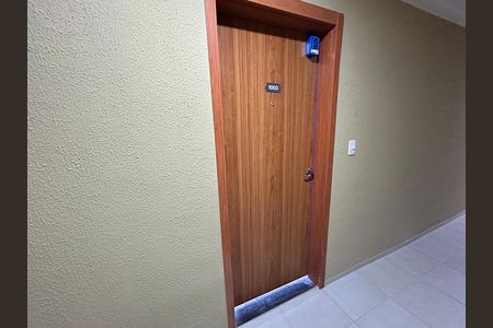 Apartamento para alugar com 48m², 2 quartos e 1 vagaLockBox