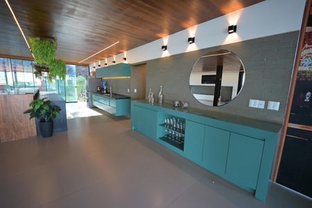 Casa de condomínio à venda com 1600m², 5 quartos e 4 vagas