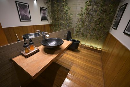 Casa de condomínio à venda com 1600m², 5 quartos e 4 vagas