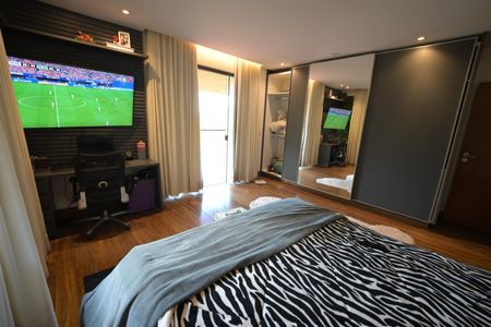 Casa de condomínio à venda com 1600m², 5 quartos e 4 vagas