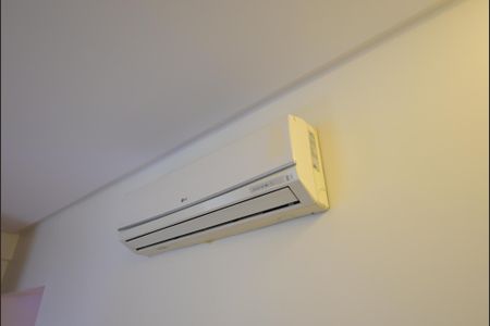 Casa de condomínio à venda com 1600m², 5 quartos e 4 vagas