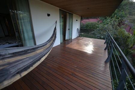 Casa de condomínio à venda com 1600m², 5 quartos e 4 vagas