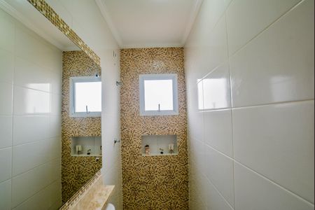Apartamento à venda com 94m², 2 quartos e 1 vaga Apartamento à venda com 94m², 2 quartos e 1 vagaBanheiro Corredor