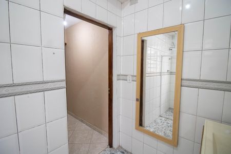 Casa para alugar com 50m², 1 quarto e 1 vaga Casa para alugar com 50m², 1 quarto e 1 vagaBANHEIRO