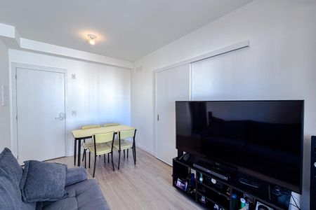 Studio à venda com 39m², 1 quarto e sem vaga Studio à venda com 39m², 1 quarto e sem vagaSala