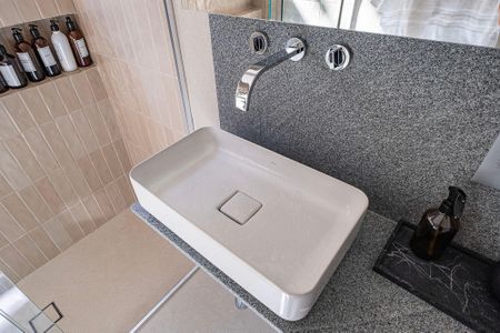 Apartamento à venda com 126m², 1 quarto e 1 vaga Apartamento à venda com 126m², 1 quarto e 1 vagaBanheiro