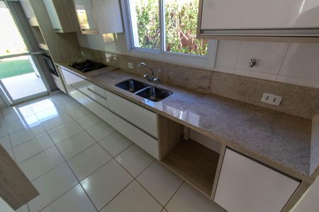 COZINHA de casa à venda com 4 quartos, 181m² em Loteamento Residencial Vila Bella Dom Pedro, Campinas