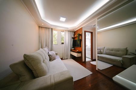 Apartamento à venda com 52m², 2 quartos e 1 vaga Apartamento à venda com 52m², 2 quartos e 1 vagaSala