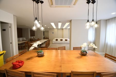 Apartamento para alugar com 80m², 2 quartos e 1 vagaÁrea comum - Salão de festas
