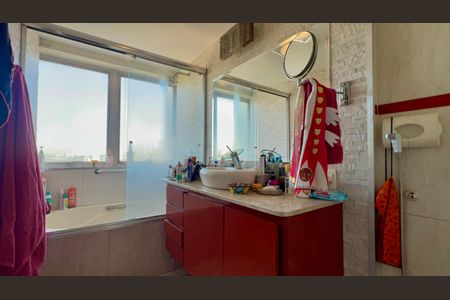 Apartamento para alugar com 163m², 3 quartos e 2 vagas Apartamento para alugar com 163m², 3 quartos e 2 vagasBanheiro da Suíte