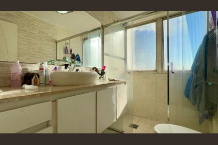 Apartamento para alugar com 163m², 3 quartos e 2 vagas Apartamento para alugar com 163m², 3 quartos e 2 vagasBanheiro