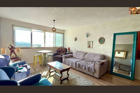 Apartamento para alugar com 163m², 3 quartos e 2 vagas Apartamento para alugar com 163m², 3 quartos e 2 vagasSala