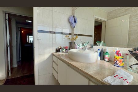 Apartamento para alugar com 163m², 3 quartos e 2 vagas Apartamento para alugar com 163m², 3 quartos e 2 vagasBanheiro
